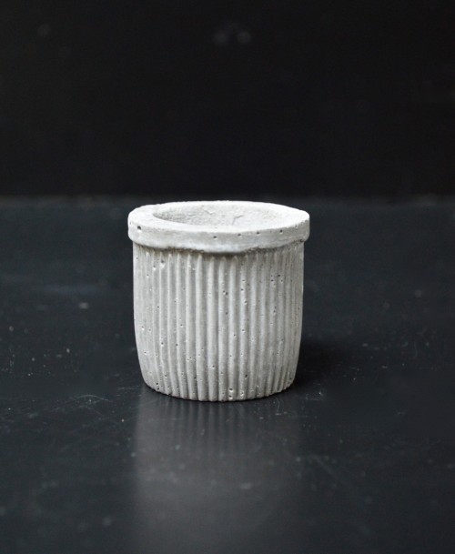 Cement holder grey